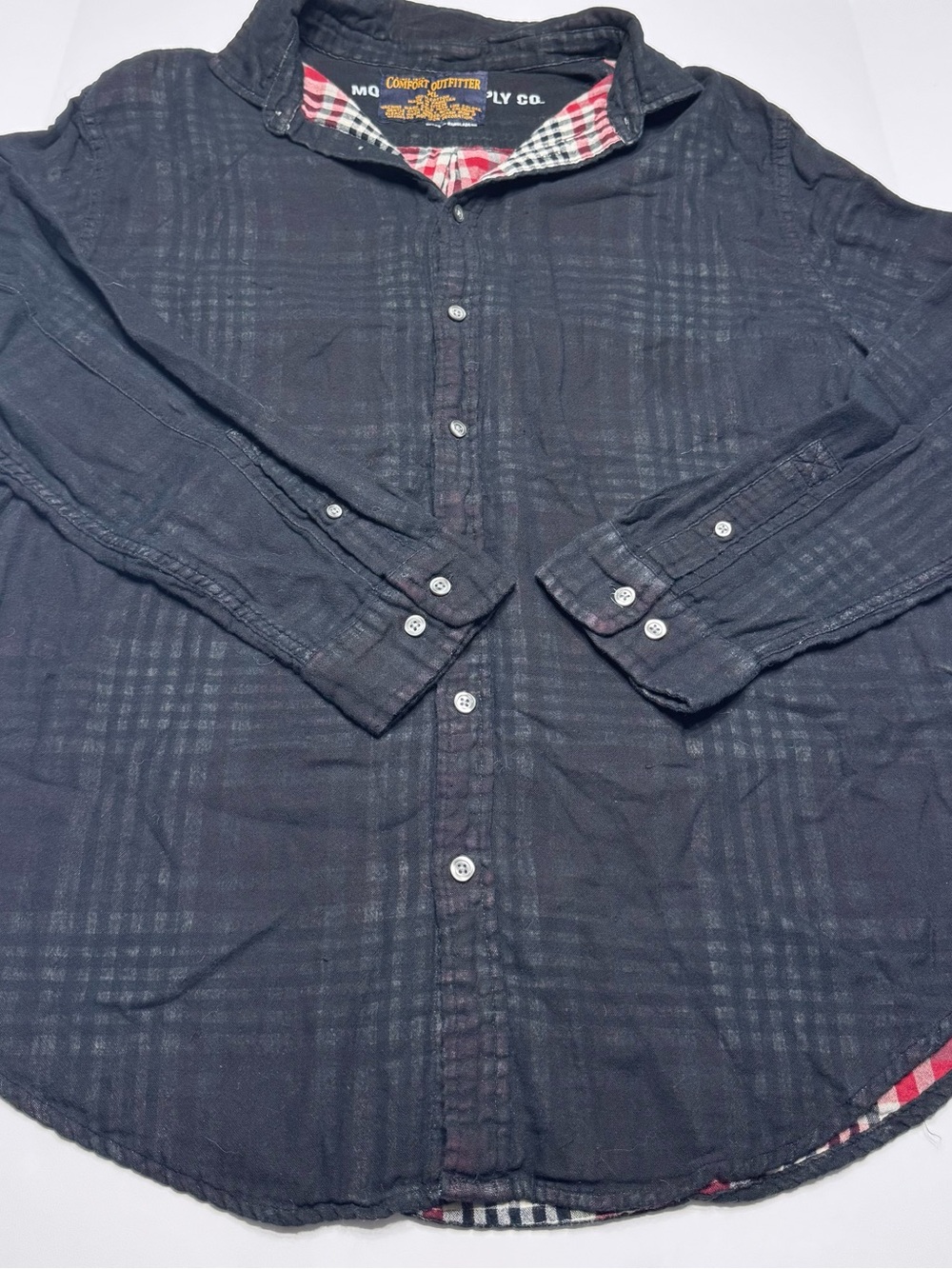 Comfort Outfitters Men's Black Plaid Casual Button-Down Shirt